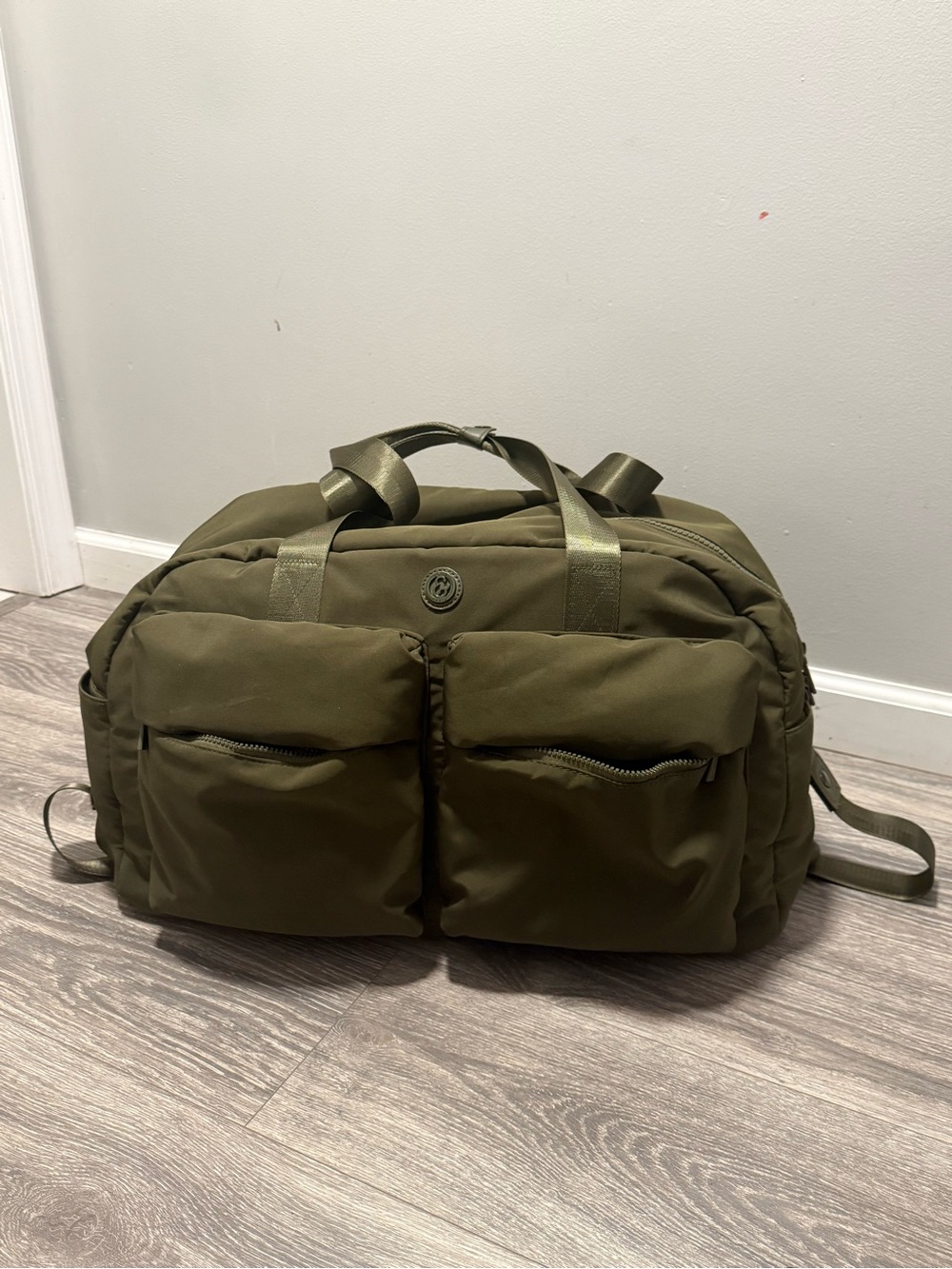Joan & David Olive Green Utility Duffle Bag Travel Gym Nylon Y2K